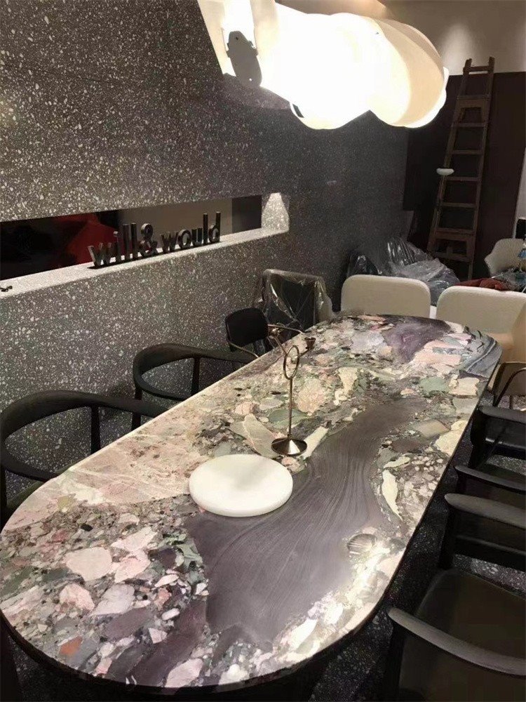 Les Quatre Saisons Mable Table
